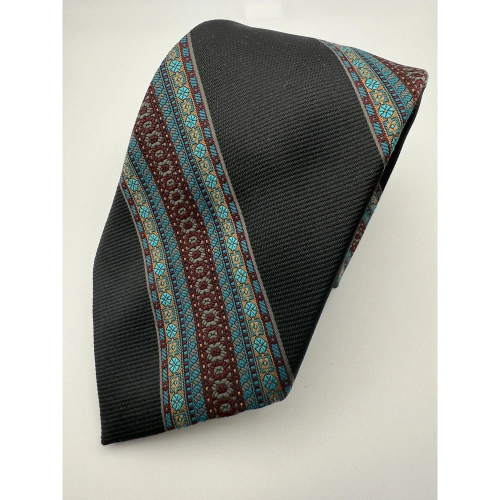 Vintage Wembley Tie Mens Classic Black‎ Blue Red Medallion Geometric WemSilk 90s